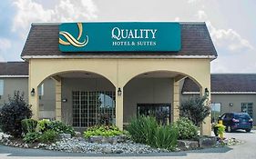 Quality Hotel And Suites Woodstock